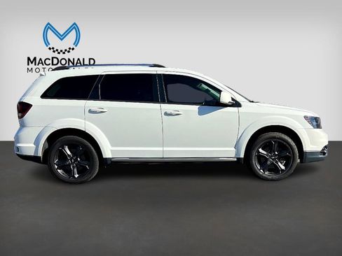 Used 2019 Dodge Journey Crossroad FWD image 8