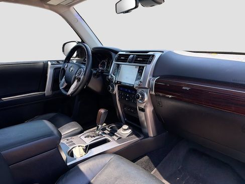 Used 2023 Toyota 4Runner Limited AWD/4WD image 34