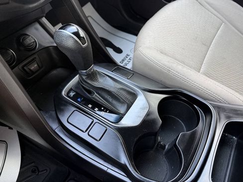 Used 2014 Hyundai Santa Fe Sport FWD image 18