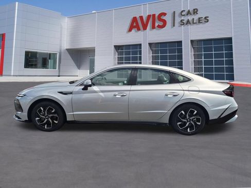 Used 2025 Hyundai Sonata SEL FWD image 10