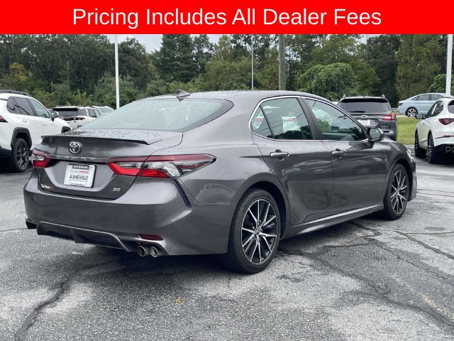 Used 2023 Toyota Camry SE FWD image 5