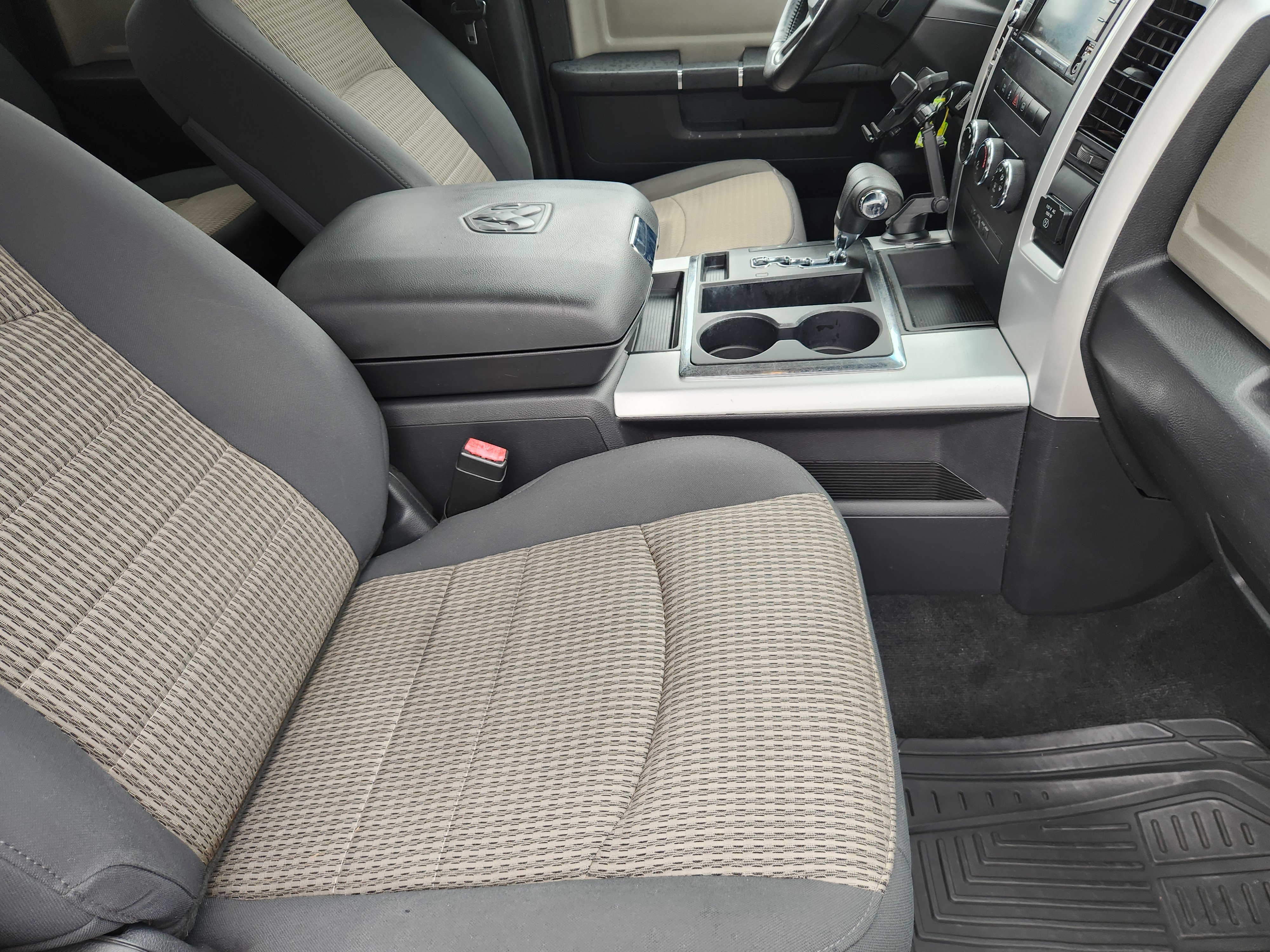 Used 2012 RAM 1500 Outdoorsman RWD image 15