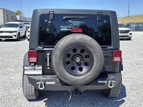 Used 2018 Jeep Wrangler Unlimited Sport S AWD/4WD image 4