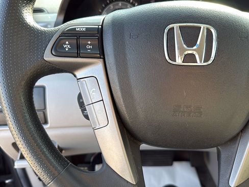 Used 2012 Honda Odyssey EX image 16
