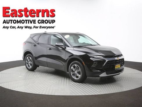 Used 2025 Chevrolet Blazer LT FWD image 46