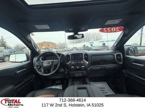Used 2022 GMC Sierra 1500 AT4 w/ AT4 Premium Package AWD/4WD image 14