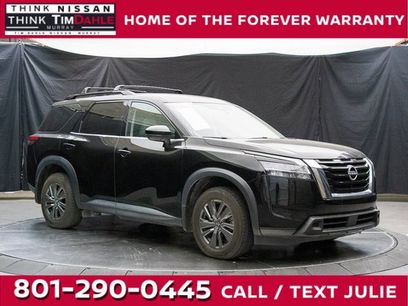 Used 2022 Nissan Pathfinder SV