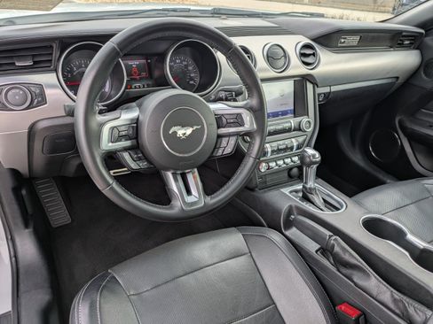 Used 2020 Ford Mustang Premium image 16