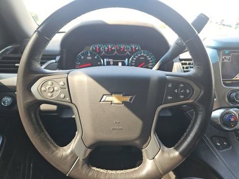 Used 2018 Chevrolet Suburban LT AWD/4WD image 40