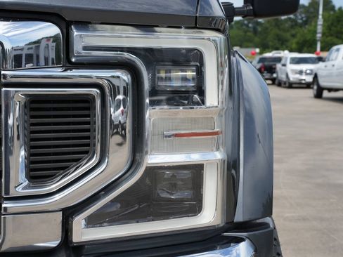Used 2020 Ford F450 Lariat w/ Lariat Ultimate Package AWD/4WD image 25