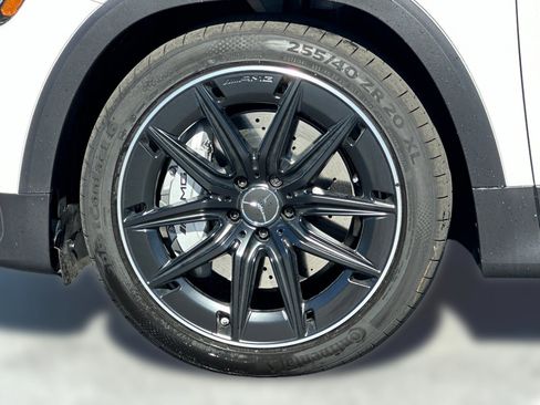 New 2026 Mercedes-Benz GLB 35 AMG 4MATIC image 12
