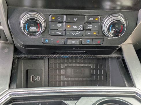 Used 2021 Ford F250 Platinum image 15