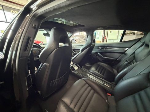 Used 2016 Porsche Panamera GTS AWD/4WD image 30