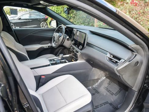 Used 2024 Lexus RX 350h w/ Convenience Package image 15