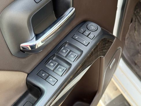 Used 2016 GMC Sierra 2500 Denali w/ Duramax Plus Package image 19