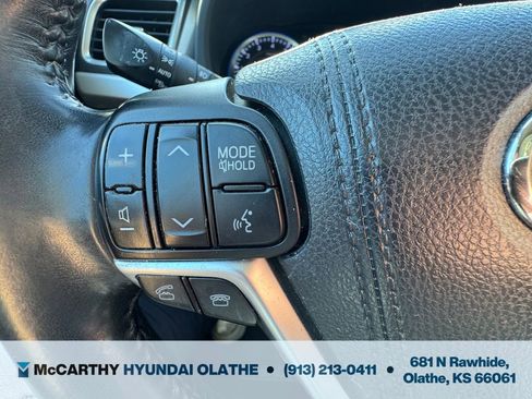 Used 2015 Toyota Highlander XLE image 7
