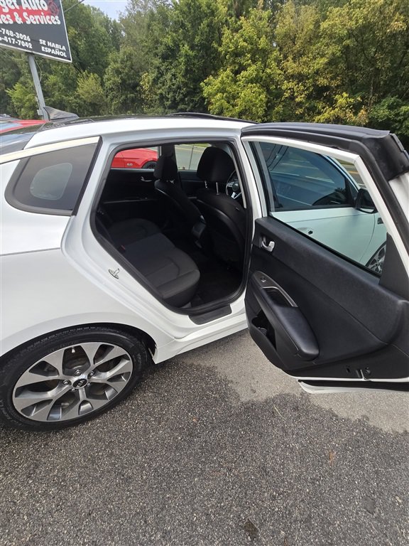 Used 2019 Kia Optima LX w/ LX Premium Package FWD image 2