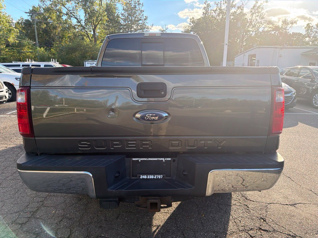 Used 2016 Ford F250 XLT w/ FX4 Off-Road Package AWD/4WD image 6