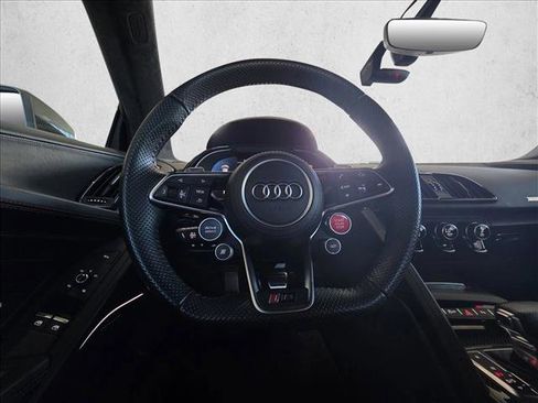 Used 2018 Audi R8 V10 plus image 20