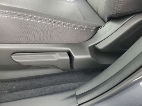 New 2025 Subaru Crosstrek 2.0i image 27