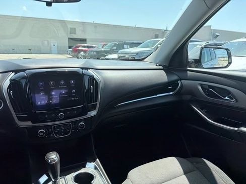 Used 2020 Chevrolet Traverse LT AWD/4WD image 24