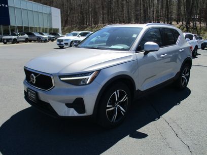 Certified 2023 Volvo XC40 B5 Core w/ Convenience Package