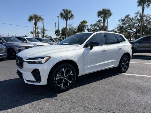 New 2026 Volvo XC60 B5 Core w/ Protection Package image 7