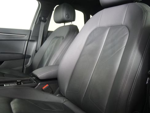 Used 2020 Audi Q3 2.0T Premium AWD/4WD image 10