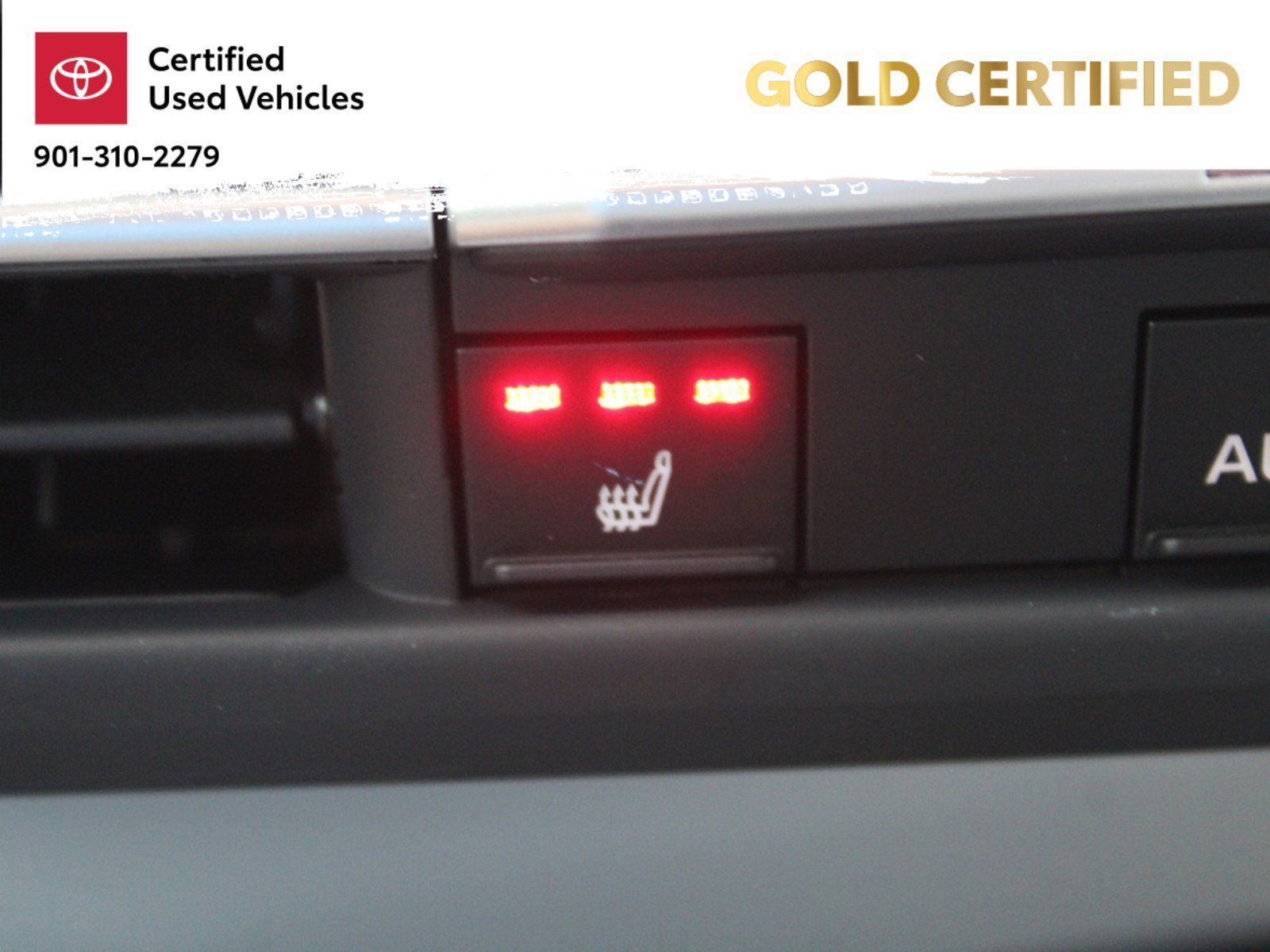 Certified 2026 Toyota Sienna XLE FWD image 17