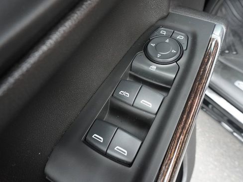 Certified 2022 GMC Sierra 1500 Elevation image 16