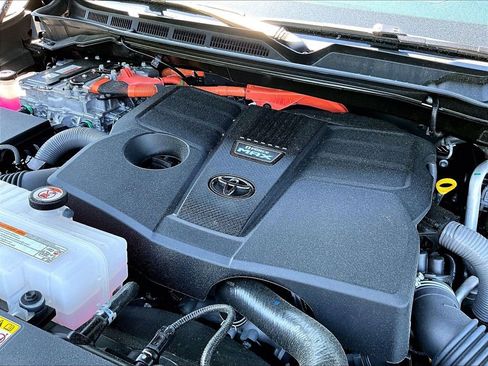 Used 2024 Toyota Tundra TRD Pro AWD/4WD image 36