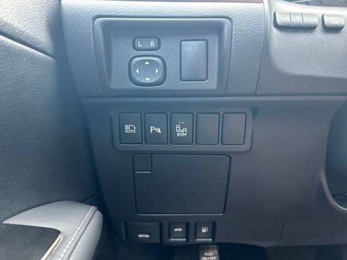 Used 2018 Lexus ES 350 w/ Luxury Package w/Wood Trim FWD image 27