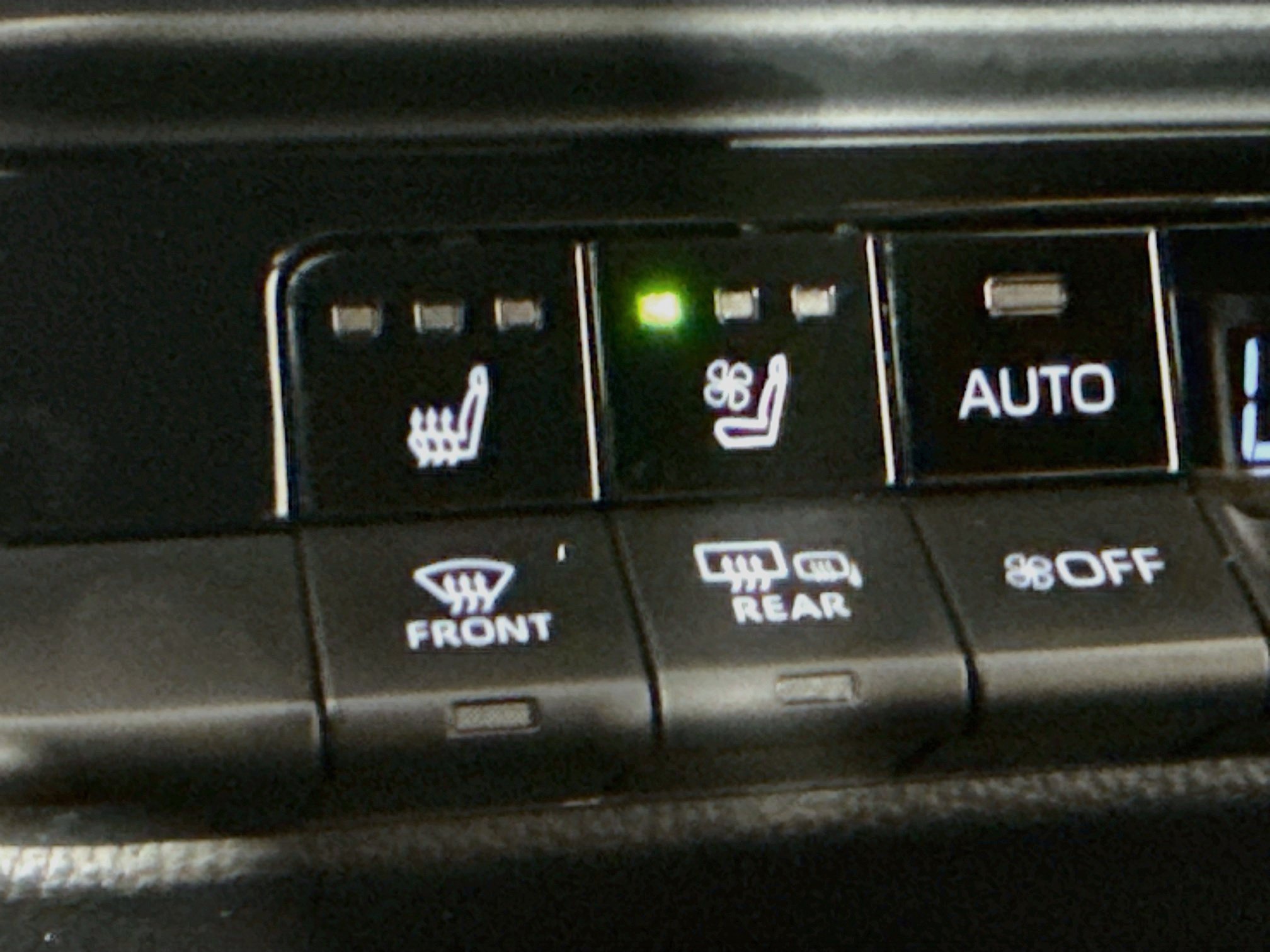 Certified 2026 Toyota Crown AWD/4WD image 21