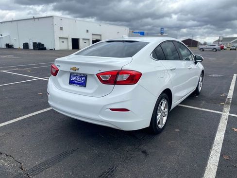 Used 2018 Chevrolet Cruze LT image 7