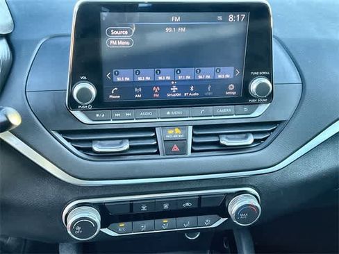 Used 2021 Nissan Altima 2.5 SV image 18