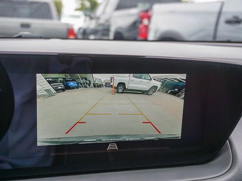 Used 2024 Buick Encore GX Sport Touring FWD image 23