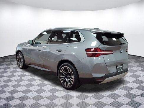 Used 2025 BMW X3 xDrive30i w/ Premium Package AWD/4WD image 3