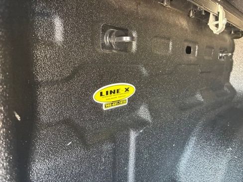 Used 2024 Chevrolet Colorado LT w/ LT Convenience Package II AWD/4WD image 19