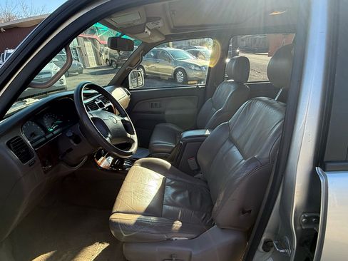 Used 2000 Toyota 4Runner Limited image 56