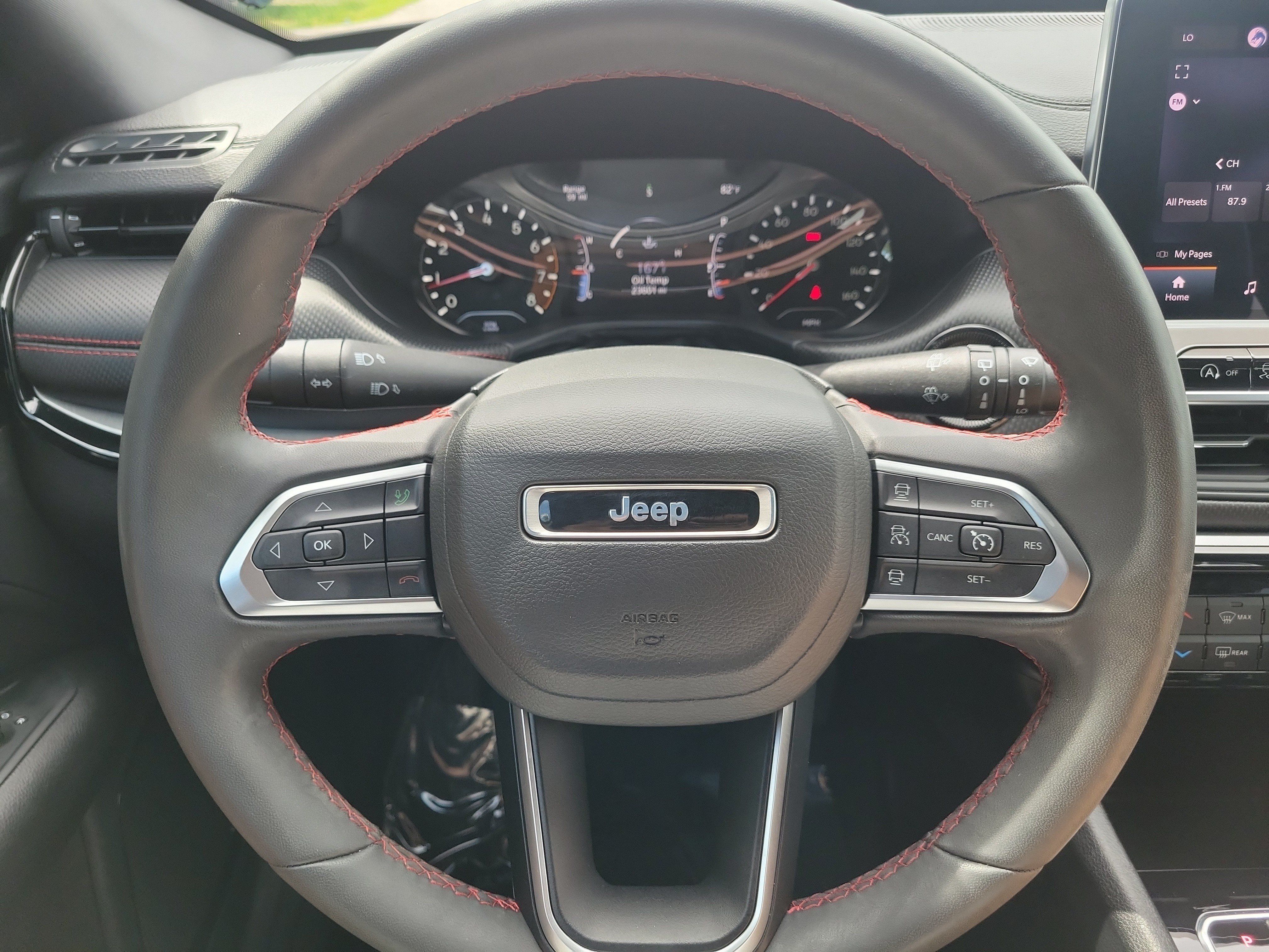 Used 2023 Jeep Compass Trailhawk AWD/4WD image 20
