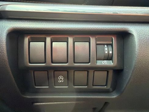 Used 2019 Subaru Forester Premium w/ All-Weather Package AWD/4WD image 35
