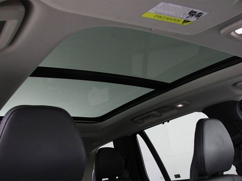 Certified 2023 Volvo XC90 T8 Ultimate w/ Protection Package Premier image 23