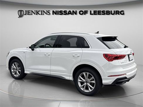 Used 2024 Audi Q3 2.0T Premium image 7