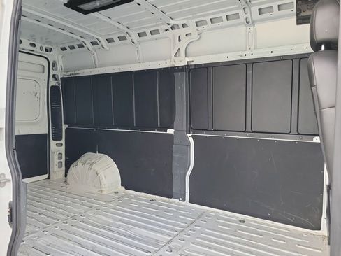 Used 2025 RAM ProMaster 3500 w/ Convenience Group FWD image 18