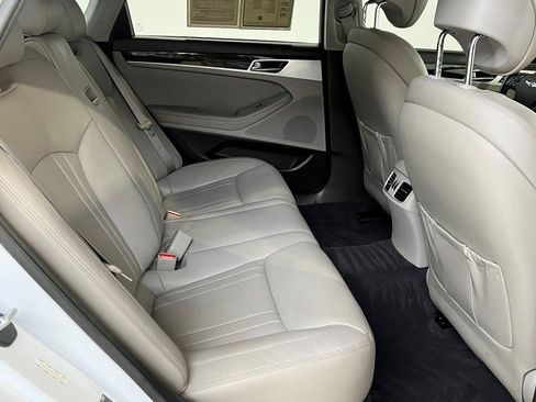 Used 2018 Genesis G80 3.8 image 16