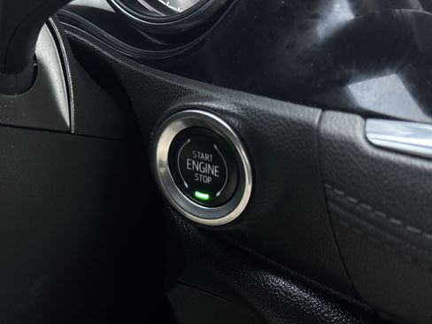 Used 2023 Buick Encore GX Select image 17