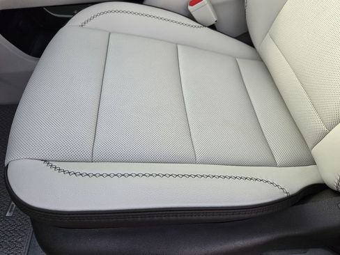 New 2026 GMC Acadia Denali w/ Super Cruise Package image 13