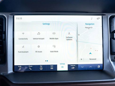 Used 2023 Ford Bronco Outer Banks image 24