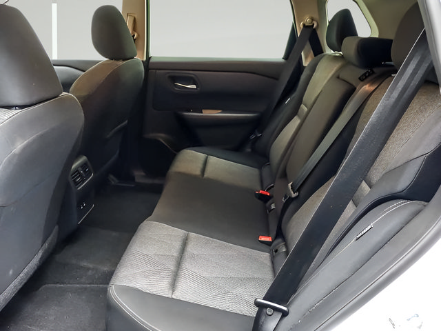 Used 2024 Nissan Rogue SV AWD/4WD image 10