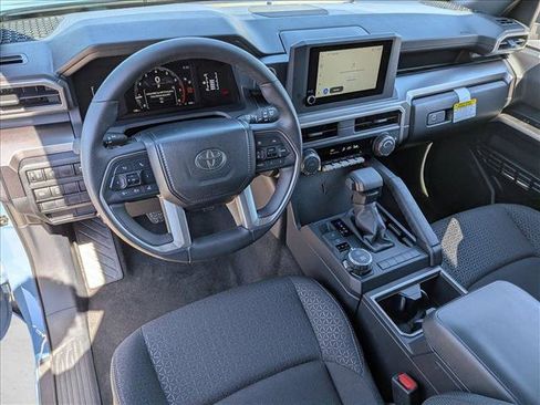 Used 2025 Toyota 4Runner SR5 image 10